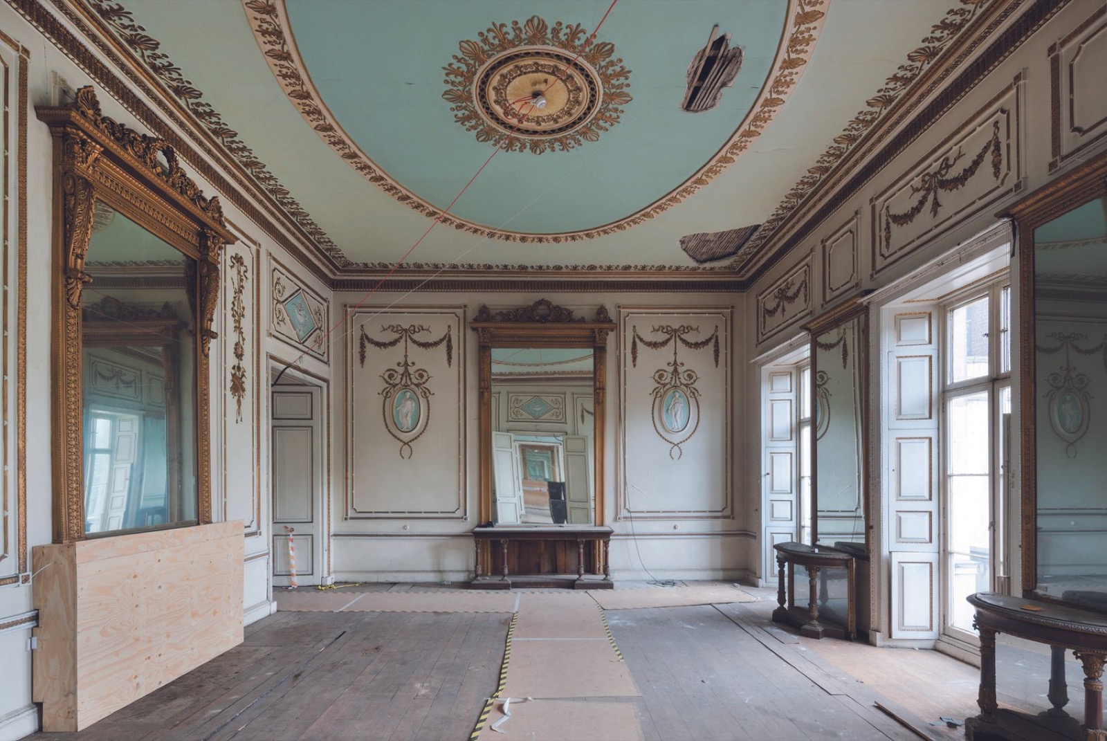 Cambridge House kitchen interior